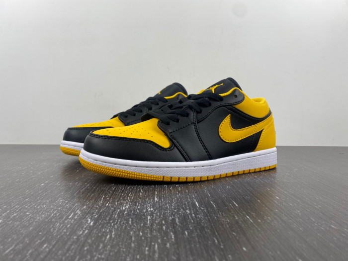 Air Jordan 1 Low “Yellow Ochre” 553558 072