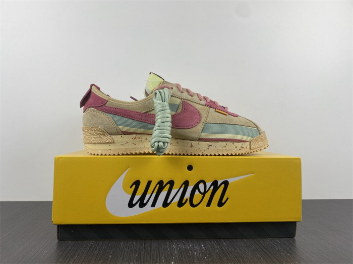 Nike x Sacai x Jean Paul Gaultier VaporWaffle Sesame Blue Void DH9186-200