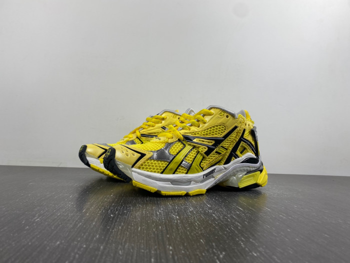 BALCIA RUNNER SNEAKER