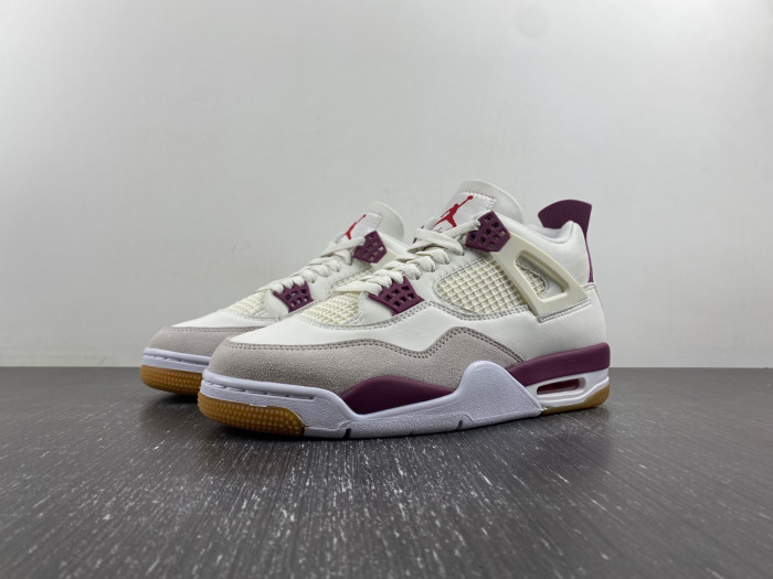 NIKE SB X AIR JORDAN 4 DR5415-102