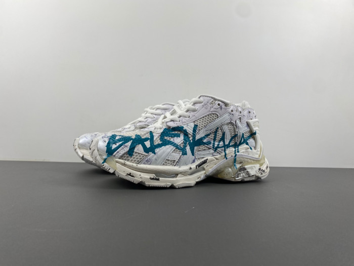 BALCIA RUNNER SNEAKER