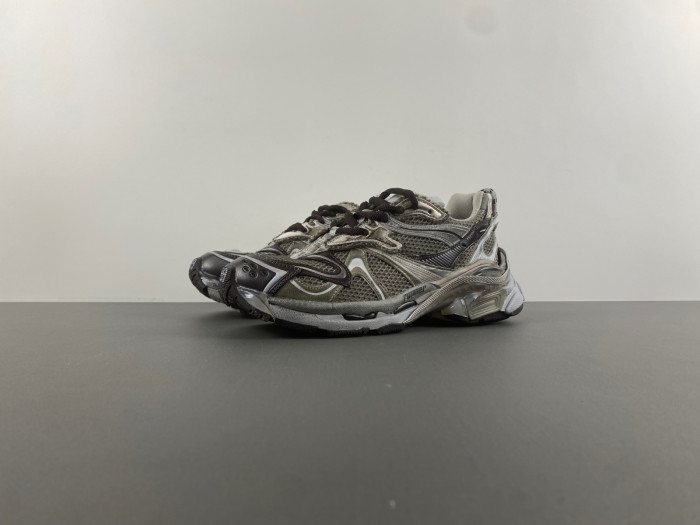 BALCIA RUNNER SNEAKER