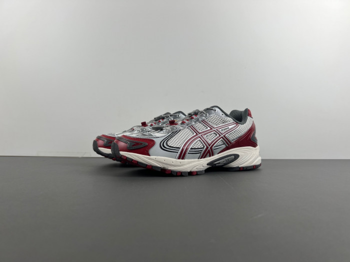 As*ic*s gel-kahana tr v4 