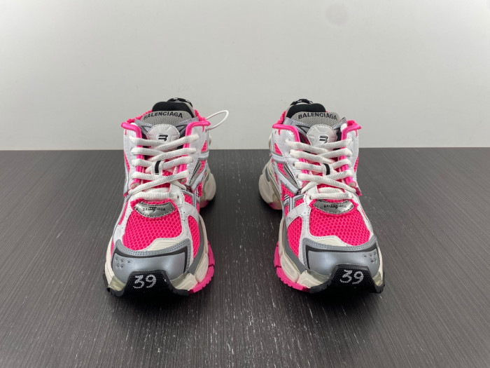 BALCIA RUNNER SNEAKER