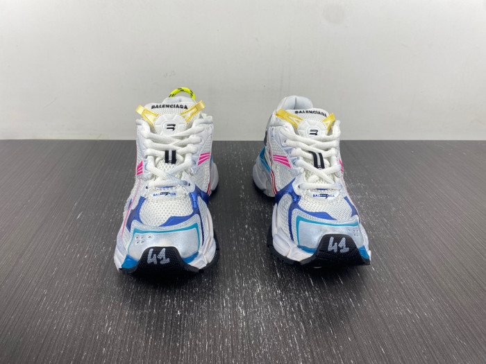 BALCIA RUNNER SNEAKER