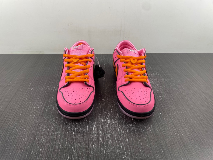 The Powerpuff Girls x Nike SB Dunk Low “Blossom” FD2631-600
