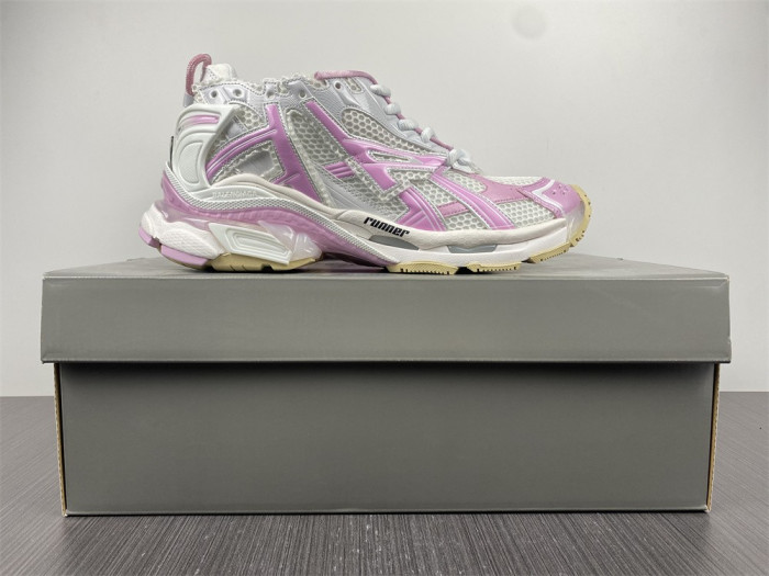 BALCIA RUNNER SNEAKER