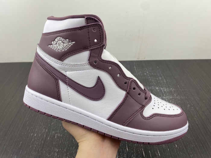 Air Jordan 1 High OG Mauve DZ5485-105