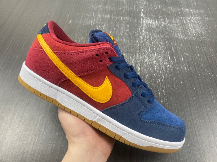 Nike SB Dunk Low Catalonia DJ0606-400