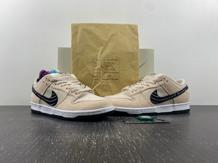 Albino & Preto x Nike SB Dunk Low FD2627-200