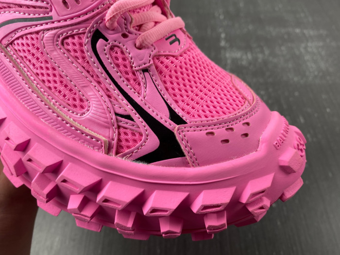 BALCIA DEFENDER SNEAKER