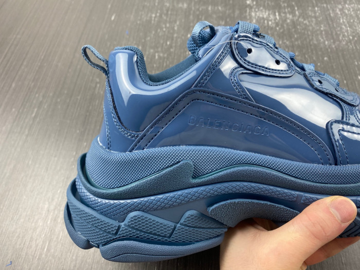 BALCIA TRIPLE S SNEAKER