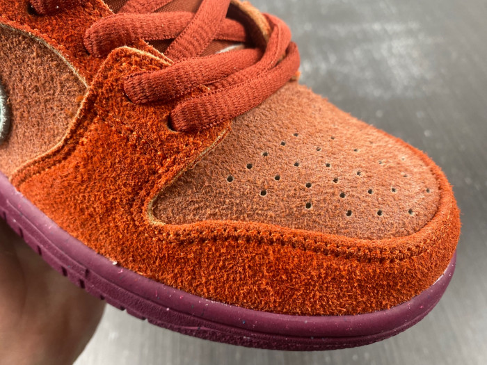 Nike SB Dunk Low Mystic Red DV5429-601