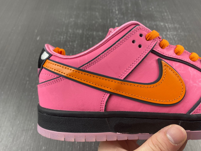 The Powerpuff Girls x Nike SB Dunk Low “Blossom” FD2631-600