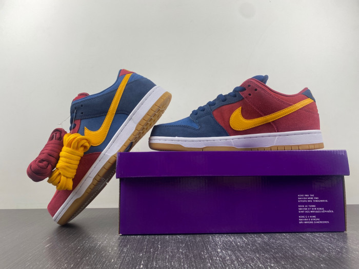 Nike SB Dunk Low Catalonia DJ0606-400