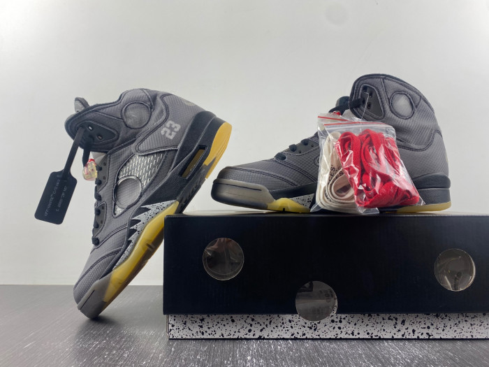 Air​ Jordan 5 x​off white CT8480-001
