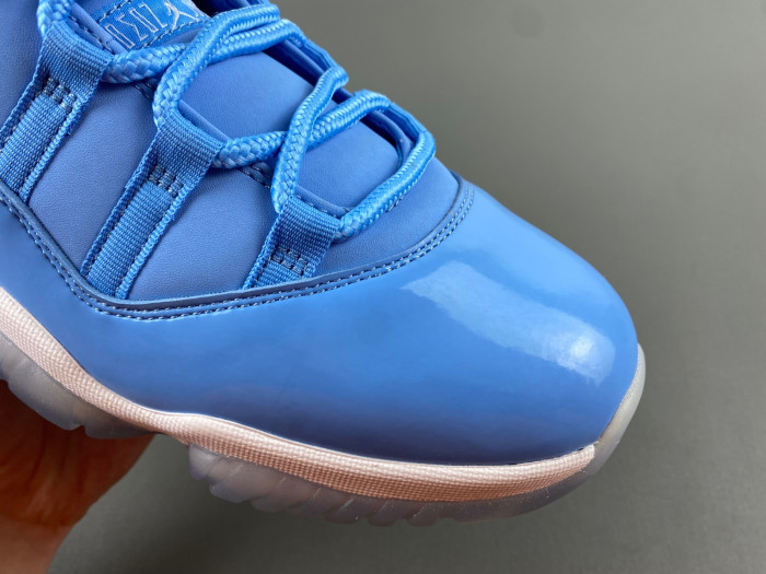 Air Jordan “Ultimate Gift of Flight” Pack 717602-900