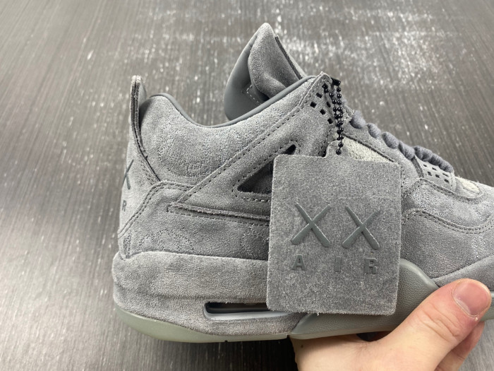 AIR JORDAN 4 RETRO KAWS "KAWS" 930155-003
