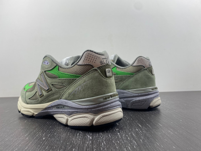 New Balance x Patta 990v3 Made in USA Olive M990PP3