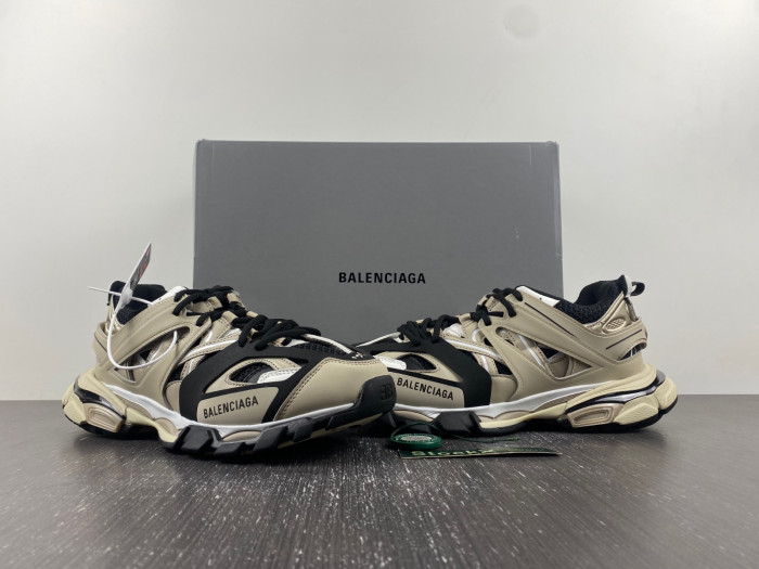 BALCIA Track SNEAKER