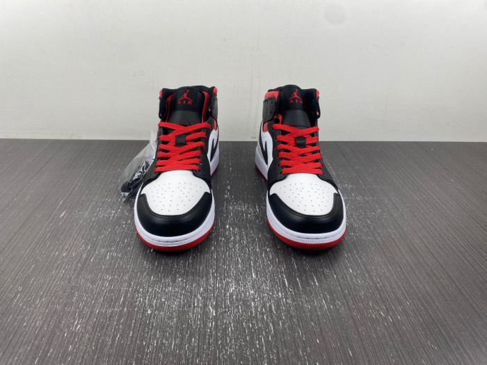 Air Jordan 1 Mid 