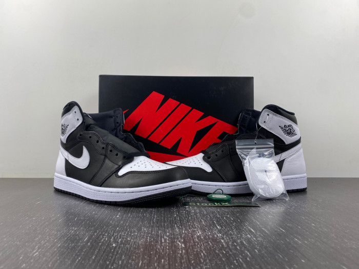 Air Jordan 1 High OG Reverse Panda DZ5485-010
