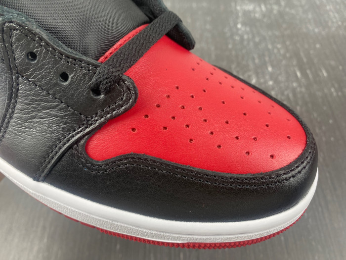 Jordan 1 Retro Low OG NC to Chi (Women