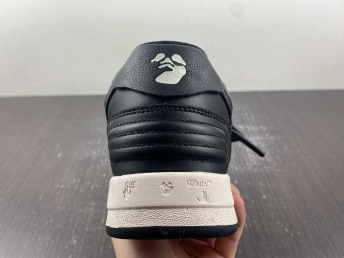 OFW C/O VIRGIL ABLOH Out Of Office OOO Low Tops