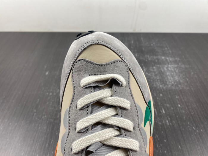 Sacai X NIKe regasus vaporrly SP DD1875-107
