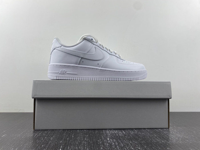 Nike Air Force 1 Low 