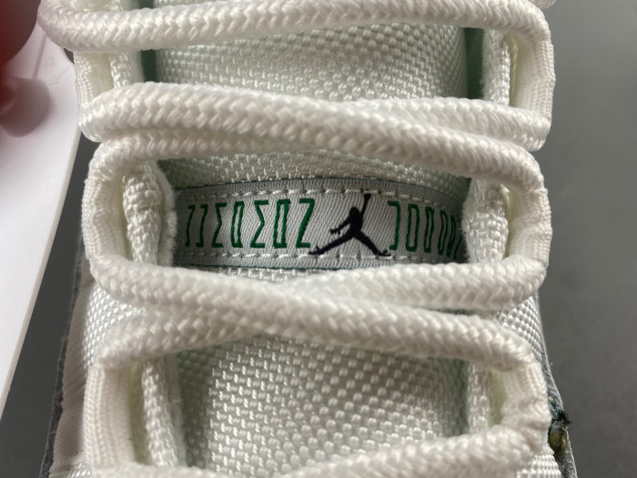 AIR JORDAN 11 RETRO WHITE GREEN CT8012-113
