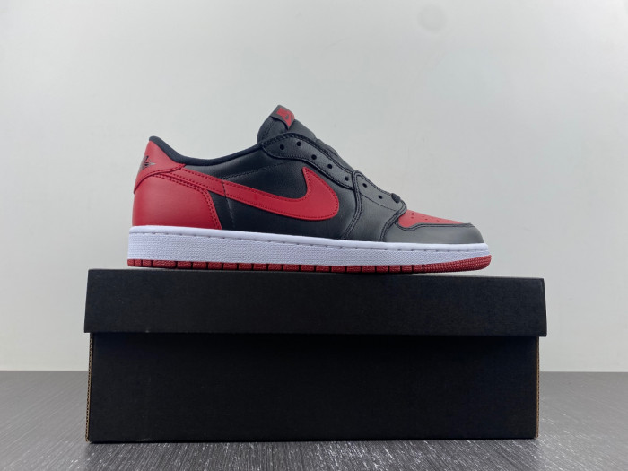 Air Jordan 1 Retro Low OG 