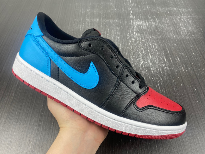 Jordan 1 Retro Low OG NC to Chi (Women