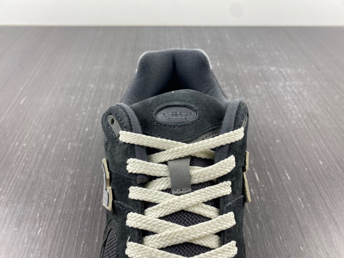 New Balance 2002R Black Dark Grey Men