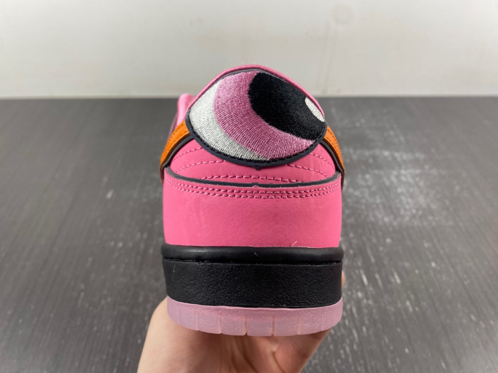 The Powerpuff Girls x Nike SB Dunk Low “Blossom” FD2631-600