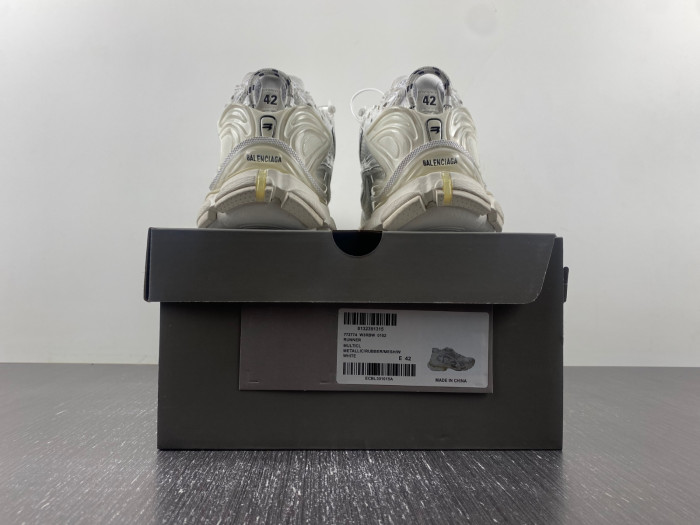 BALCIA RUNNER SNEAKER