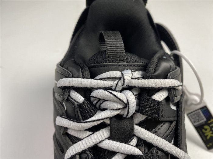 BALCIA Track SNEAKER (LED)