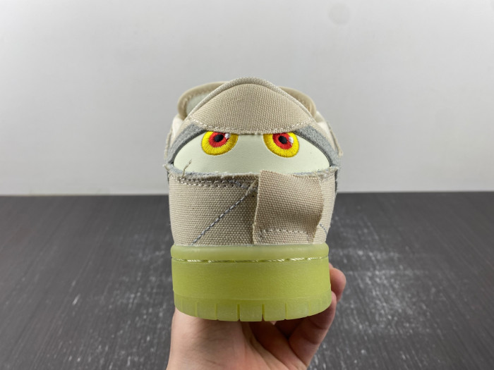 Nike Dunk Low “Mummy " DM0774-111