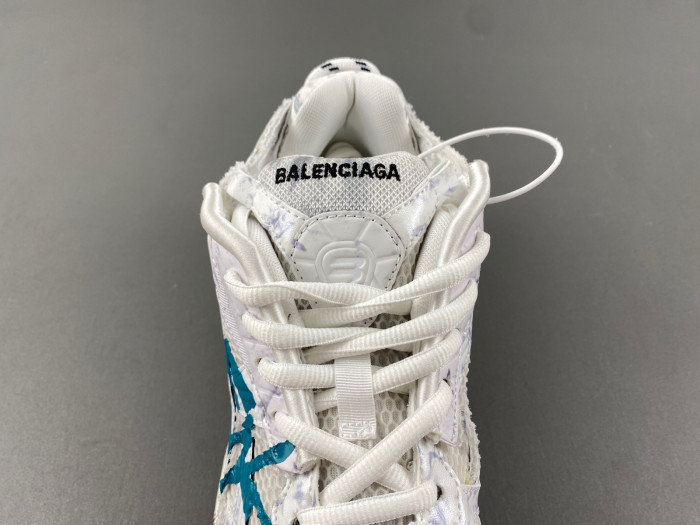 BALCIA RUNNER SNEAKER