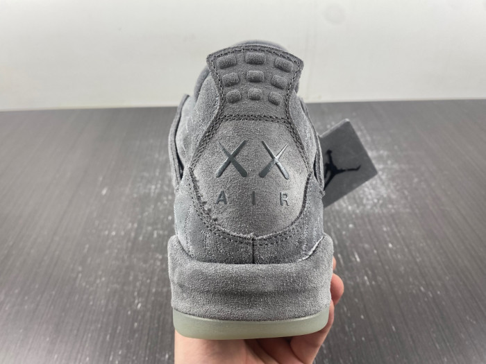 AIR JORDAN 4 RETRO KAWS "KAWS" 930155-003