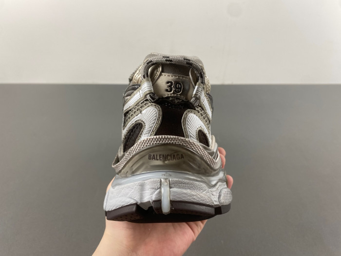 BALCIA RUNNER SNEAKER