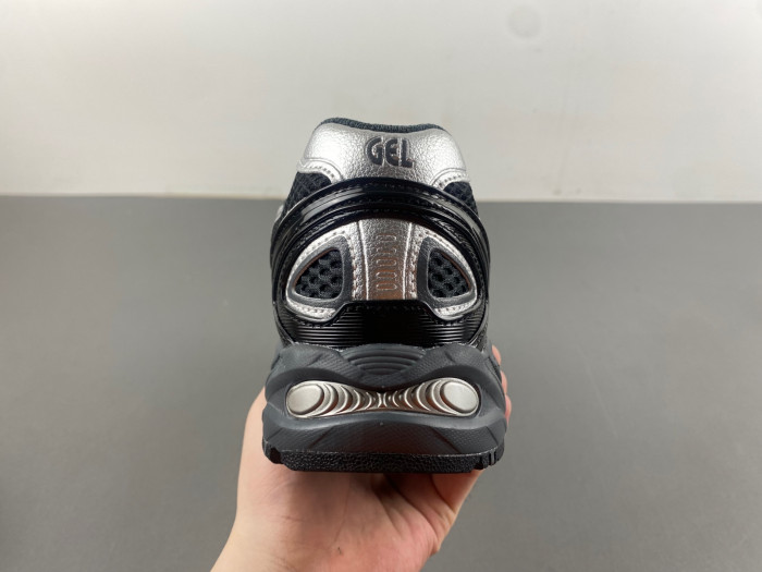 As*ic*s gel-kahana tr v4 