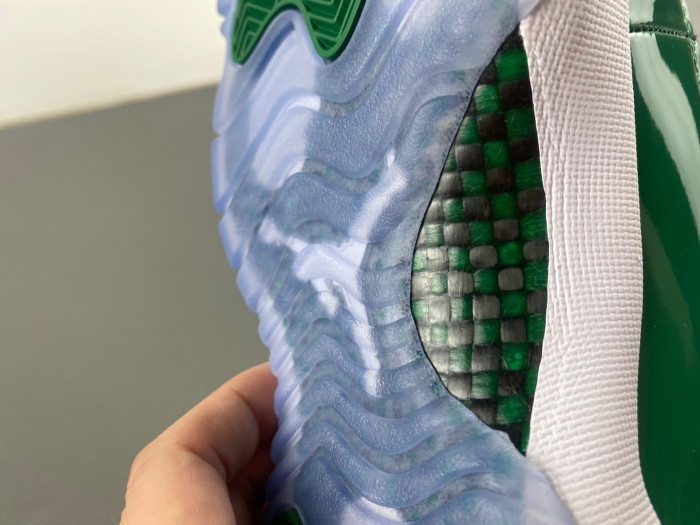 AIR JORDAN 11 RETRO WHITE GREEN CT8012-113