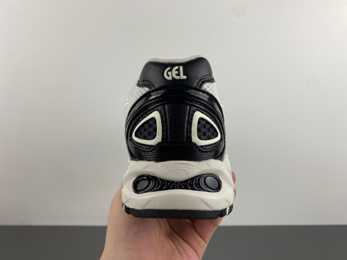 As*ic*s gel-kahana tr v4 black white 1203a497-100