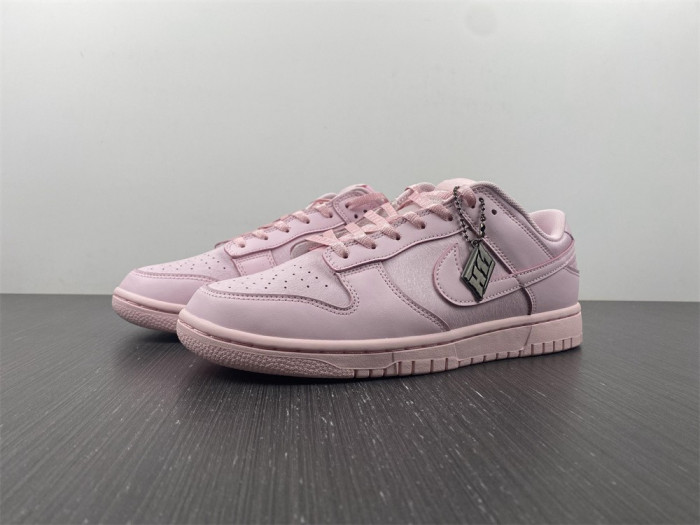 Nike Dunk Low Pink (GS) 921803-601