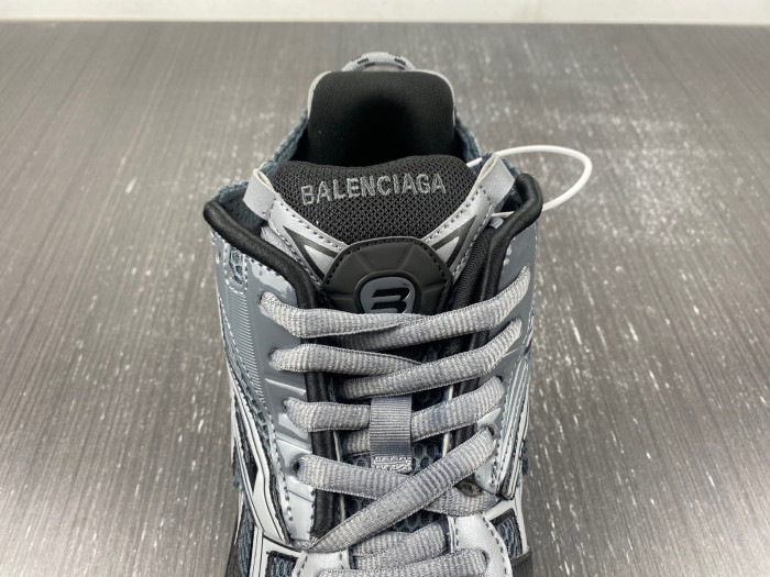 BALCIA RUNNER SNEAKER