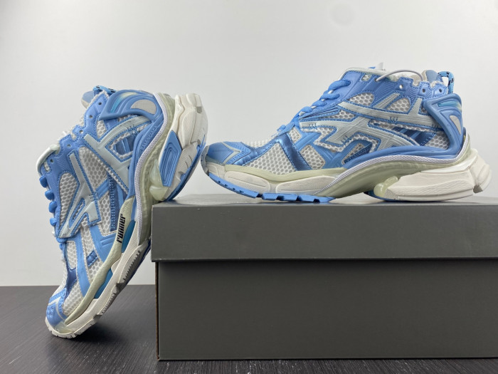 BALCIA RUNNER SNEAKER