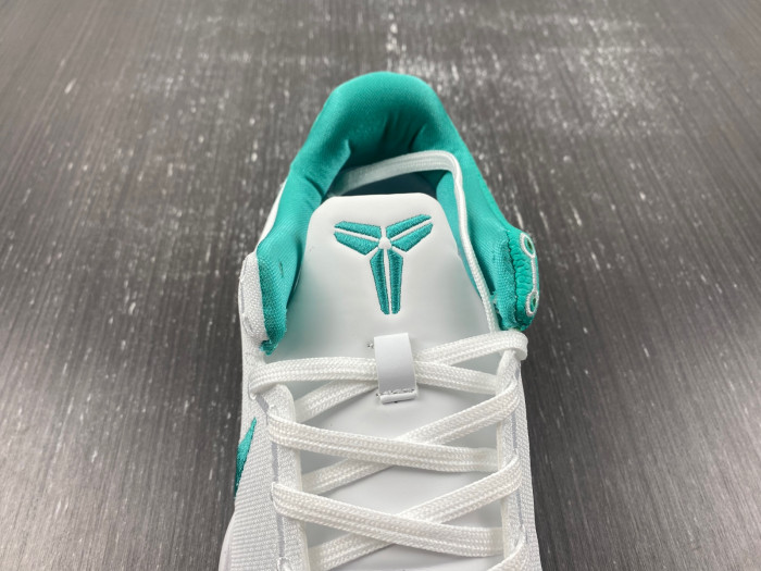 Nike Kobe 8 “Radiant Emerald” FQ3549-101