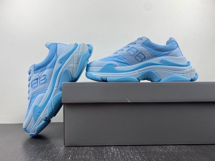 BALCIA TRIPLE S SNEAKER