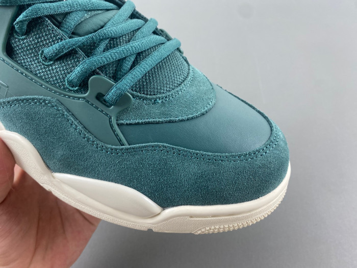 Air Jordan 4 RM WMNS "Oxidized Green" FQ7940-300